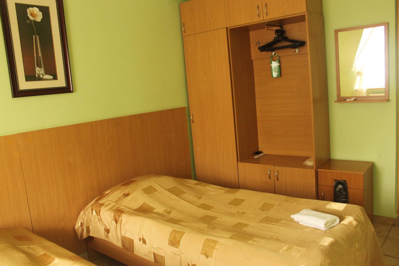 Mini-Hotel Verhovina Kijev Kültér fotó