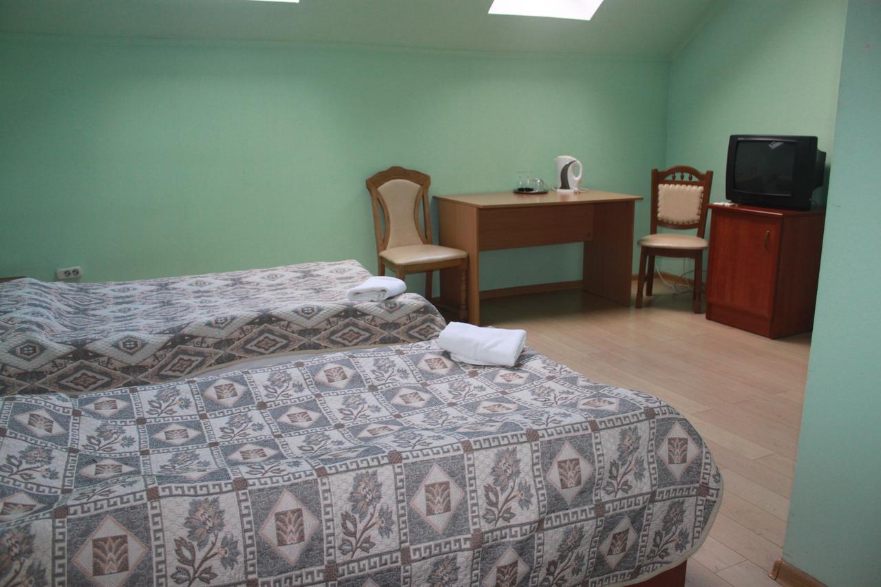 Mini-Hotel Verhovina Kijev Kültér fotó